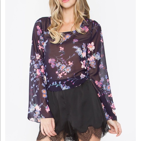 Sheer floral crop top - NWT BOUTIQUE! - Picture 1 of 3